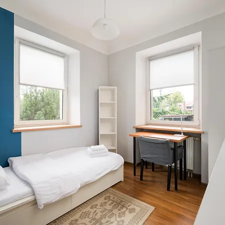 Apartman Wlochy Rejonowa Homely By Bookinghost *