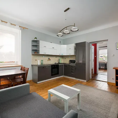 Wlochy Rejonowa Homely By Bookinghost