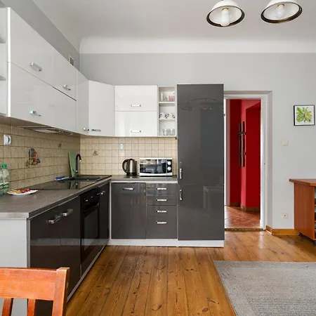 Wlochy Rejonowa Homely By Bookinghost